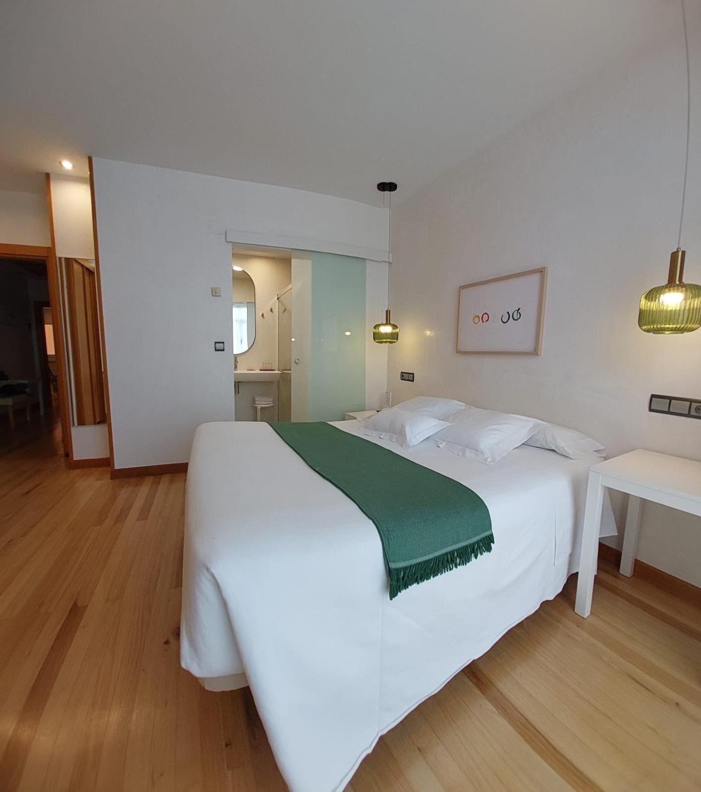 Hotel Nochendi Cangas de Onis Bagian luar foto