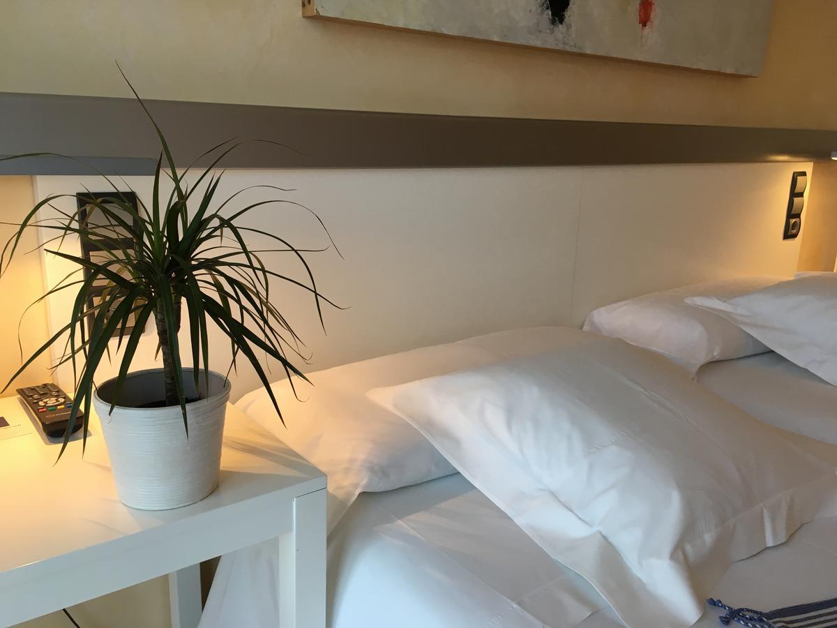 Hotel Nochendi Cangas de Onis Bagian luar foto